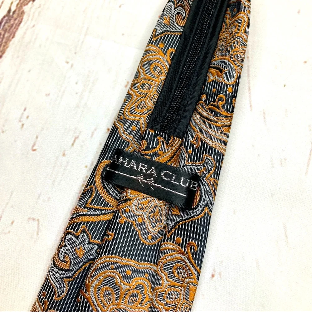 Sahara Club Tie ZipUp Gold & Black Sz 12 1/2 in